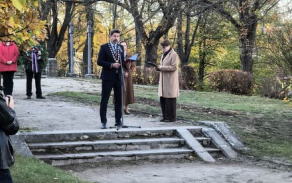 04_hrdost_vzpomínka_Trebic.jpg